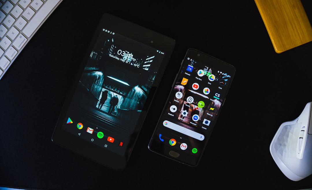 Telefonlarımız Neden Kişisel Hafızamızın Bir Parçası Hâline Geldi?
